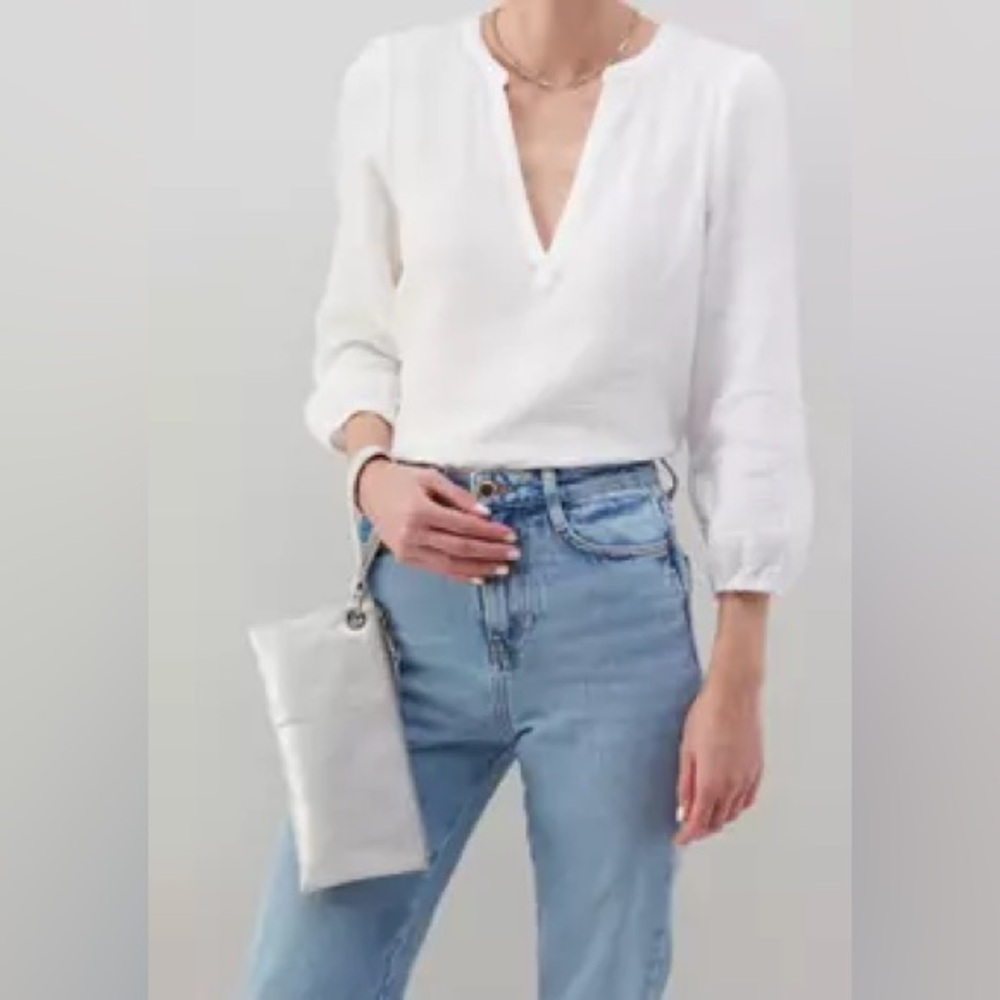 Hobo Vida Metallic Leather Silver Wristlet